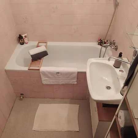 Byt Pro Dva Apartmán *